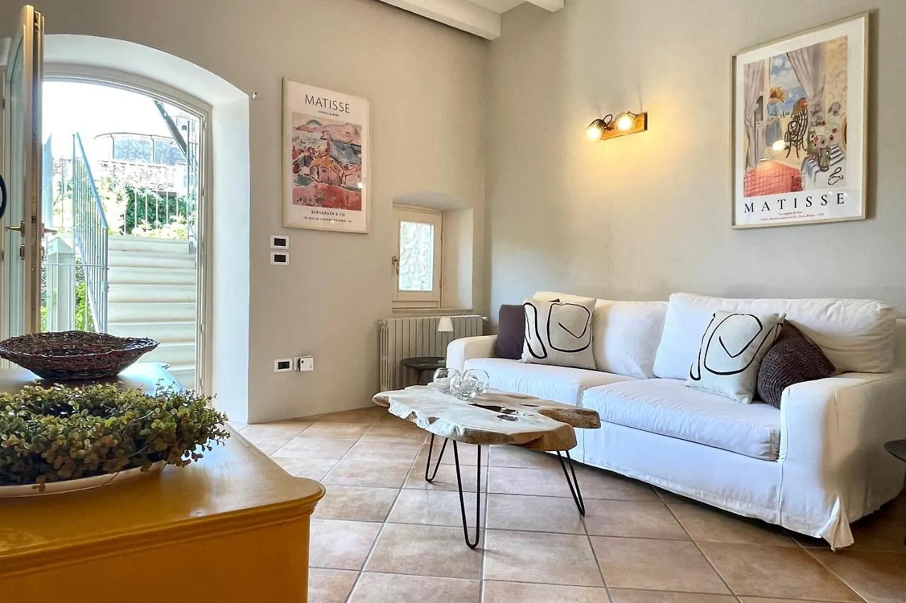 Borgo Dei Sogni Apartment San Felice del Benaco