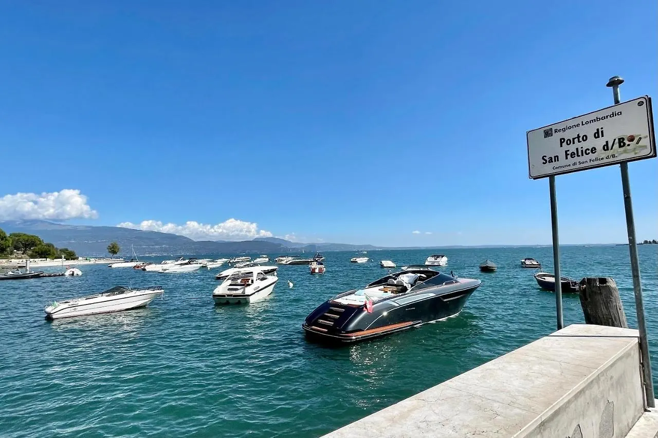 Borgo Dei Sogni Apartment San Felice del Benaco