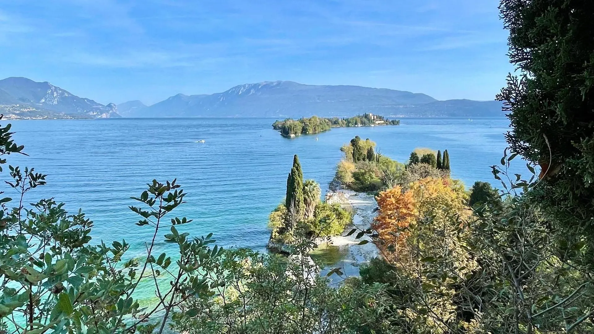 Borgo Dei Sogni Apartment San Felice del Benaco Italy